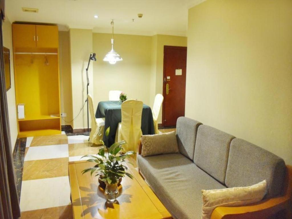 Greentree Inn Guangzhou Panyu Chimelong Happy World Business Hotel Экстерьер фото