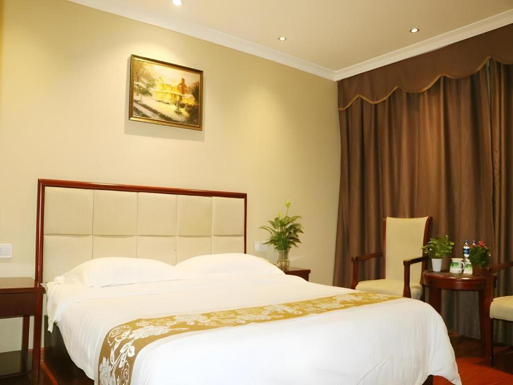 Greentree Inn Guangzhou Panyu Chimelong Happy World Business Hotel Экстерьер фото