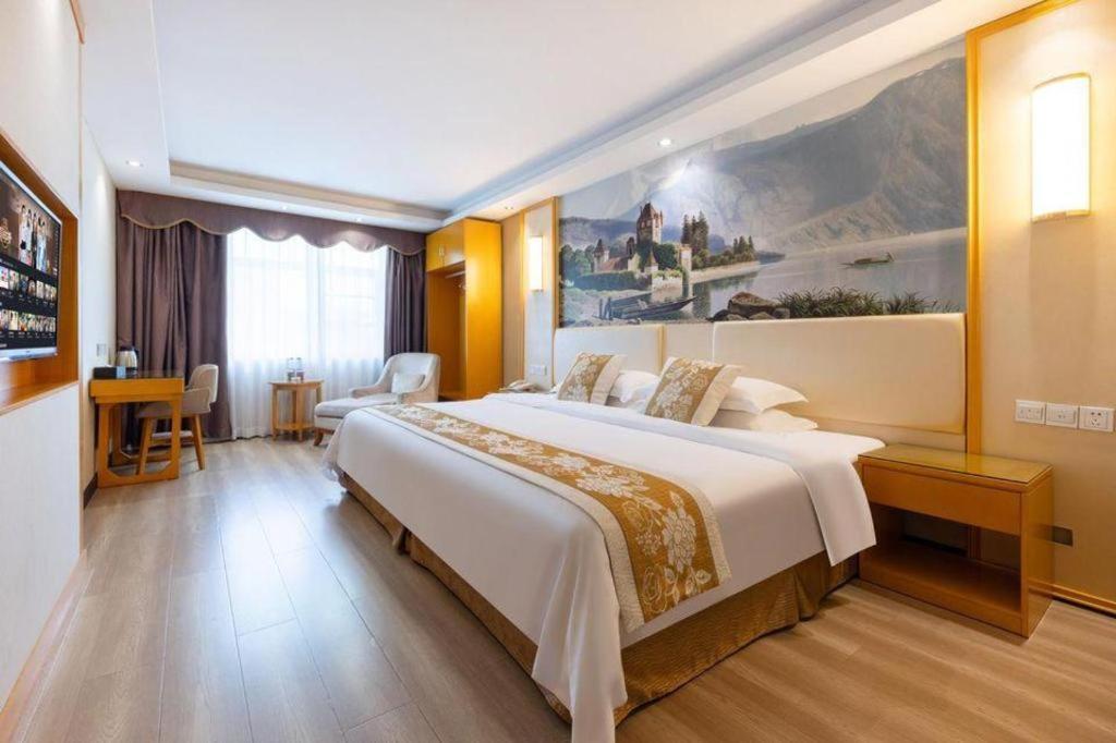 Greentree Inn Guangzhou Panyu Chimelong Happy World Business Hotel Экстерьер фото